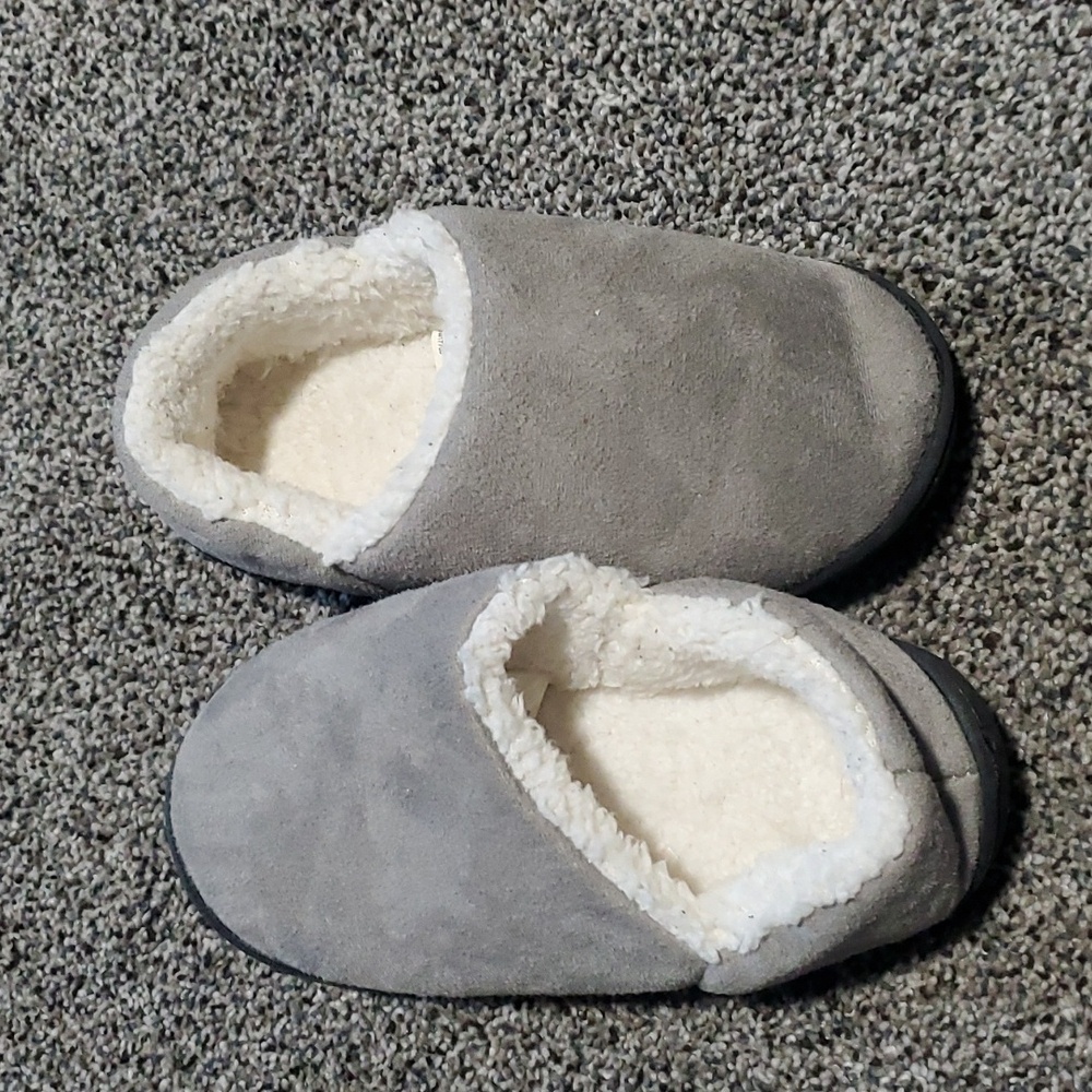 Kids slippers